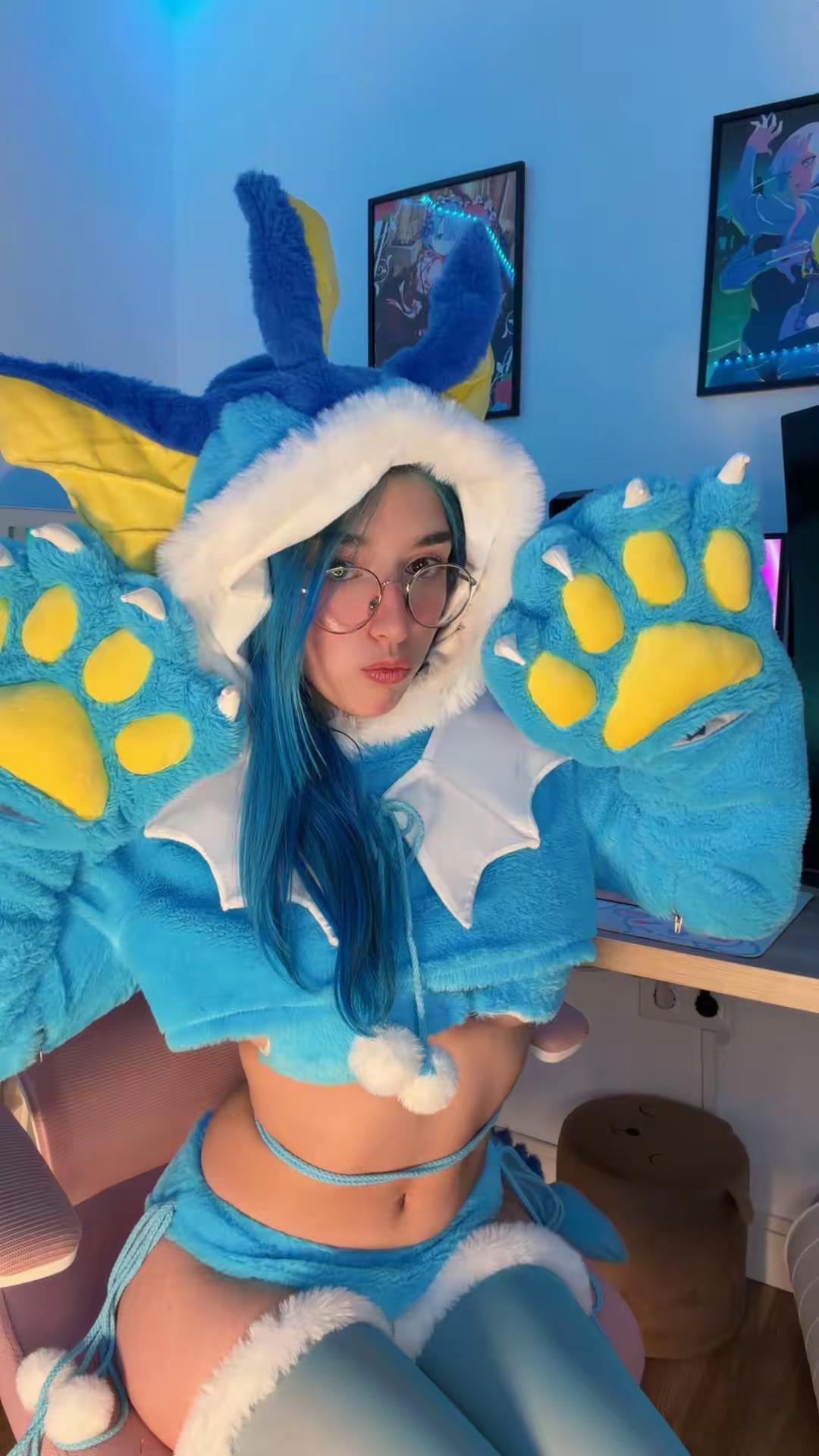 Jet Naughty Mode Cosplay — Seductive Gamer Girl Gallery