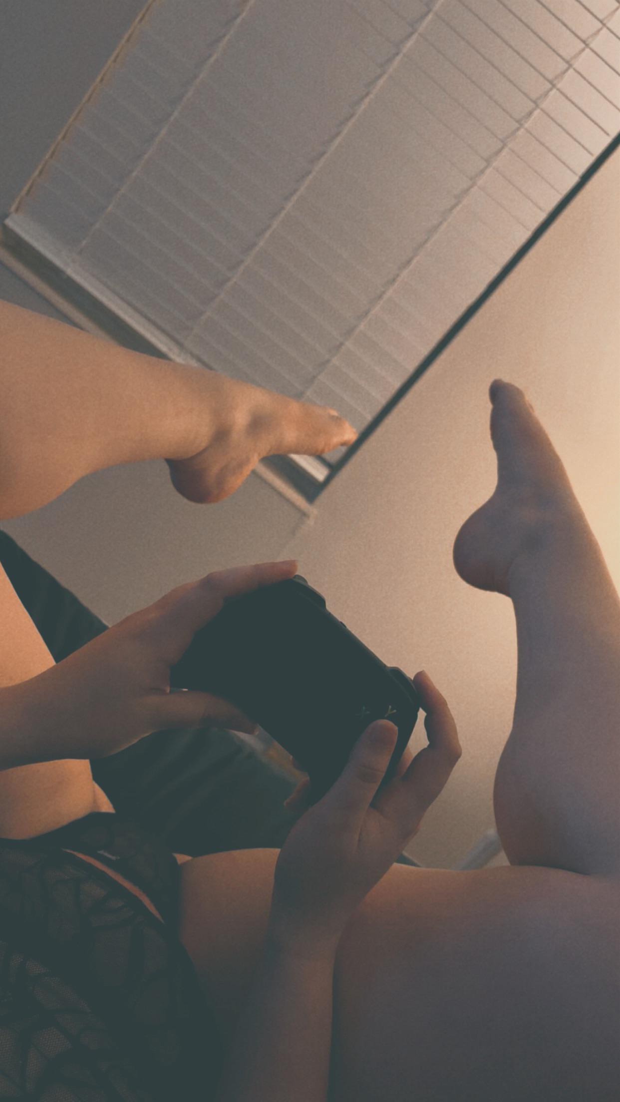 Naughty Gamer Girl Cosplay — Forza-Inspired Playful Gallery