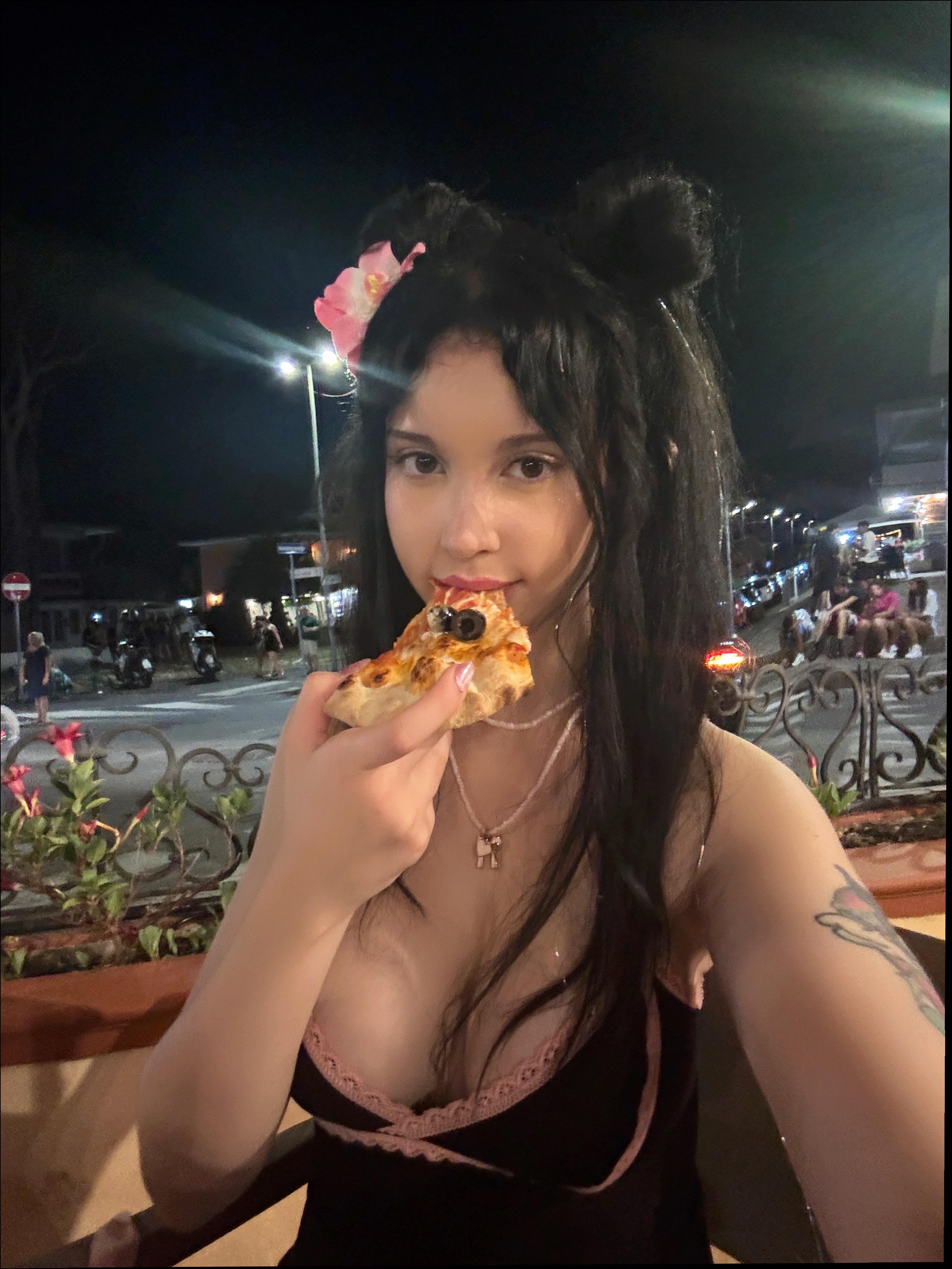 Egirl Catgirl Cosplay Gallery — Playful Kitty Vibes for Geek Fans