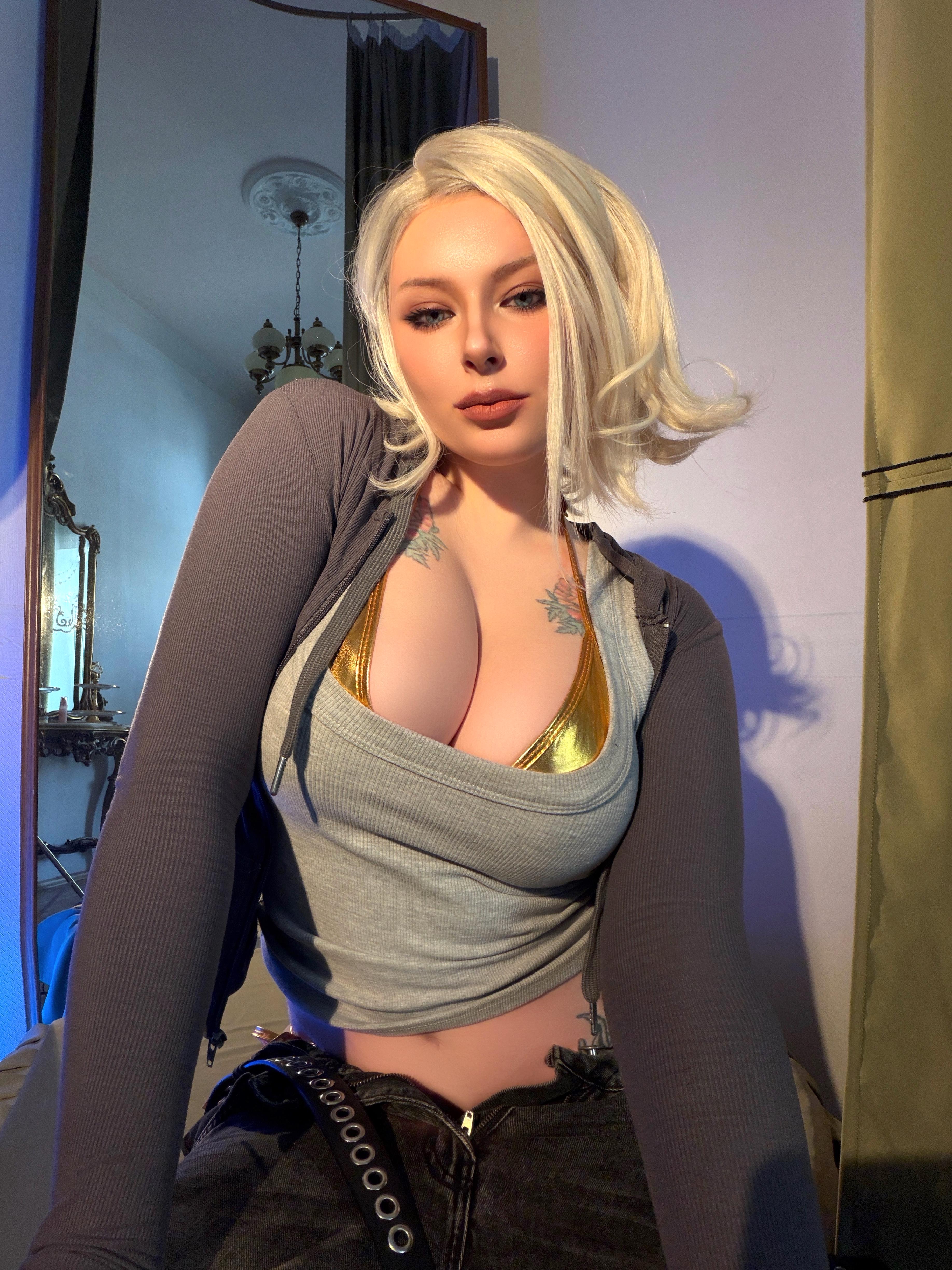 Grace Ashcroft Cosplay — Resident Evil Latex and Prop Set