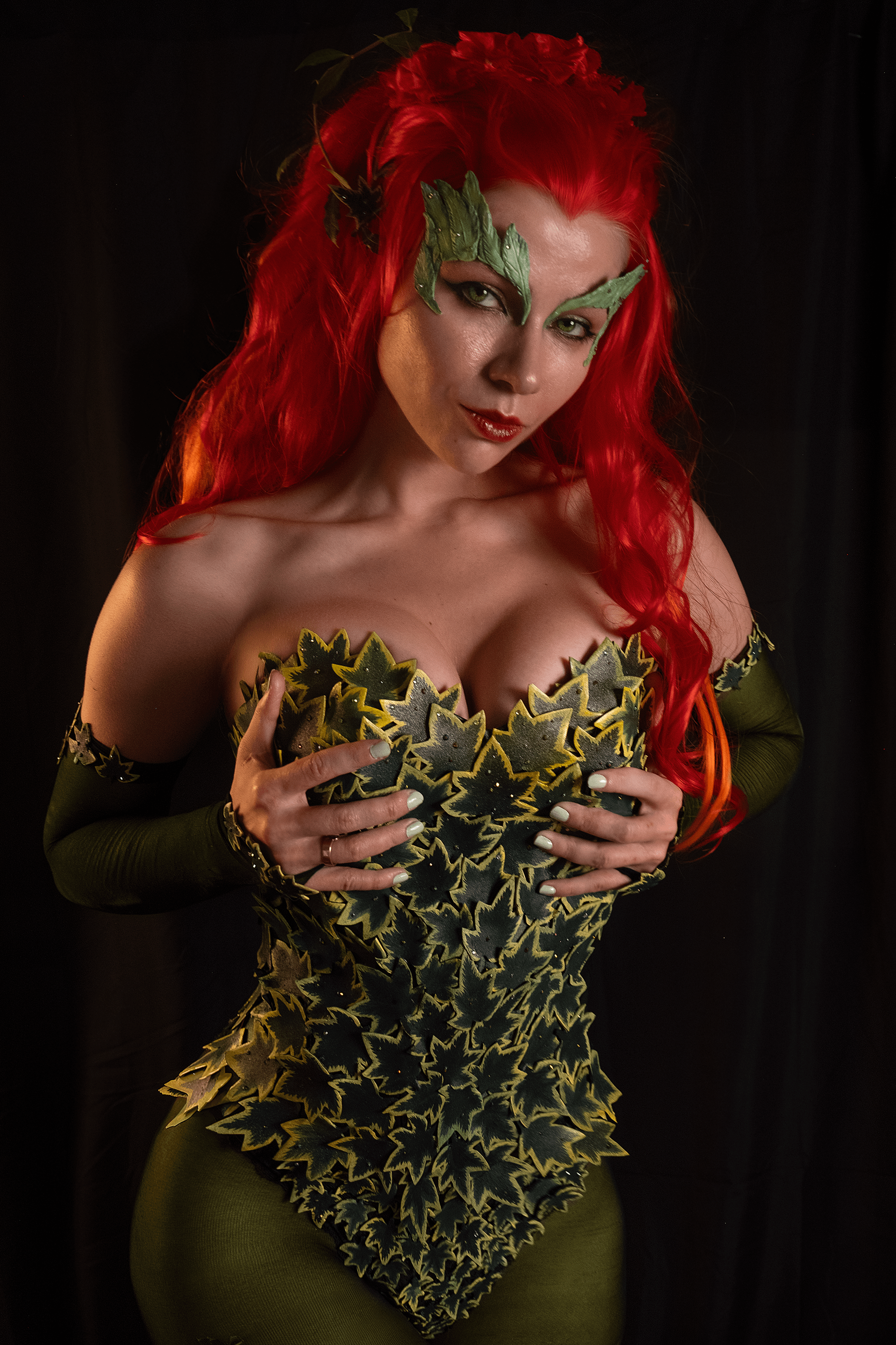 Poison Ivy Cosplay — Batman and Robin 1997 Seductive Botanical Set