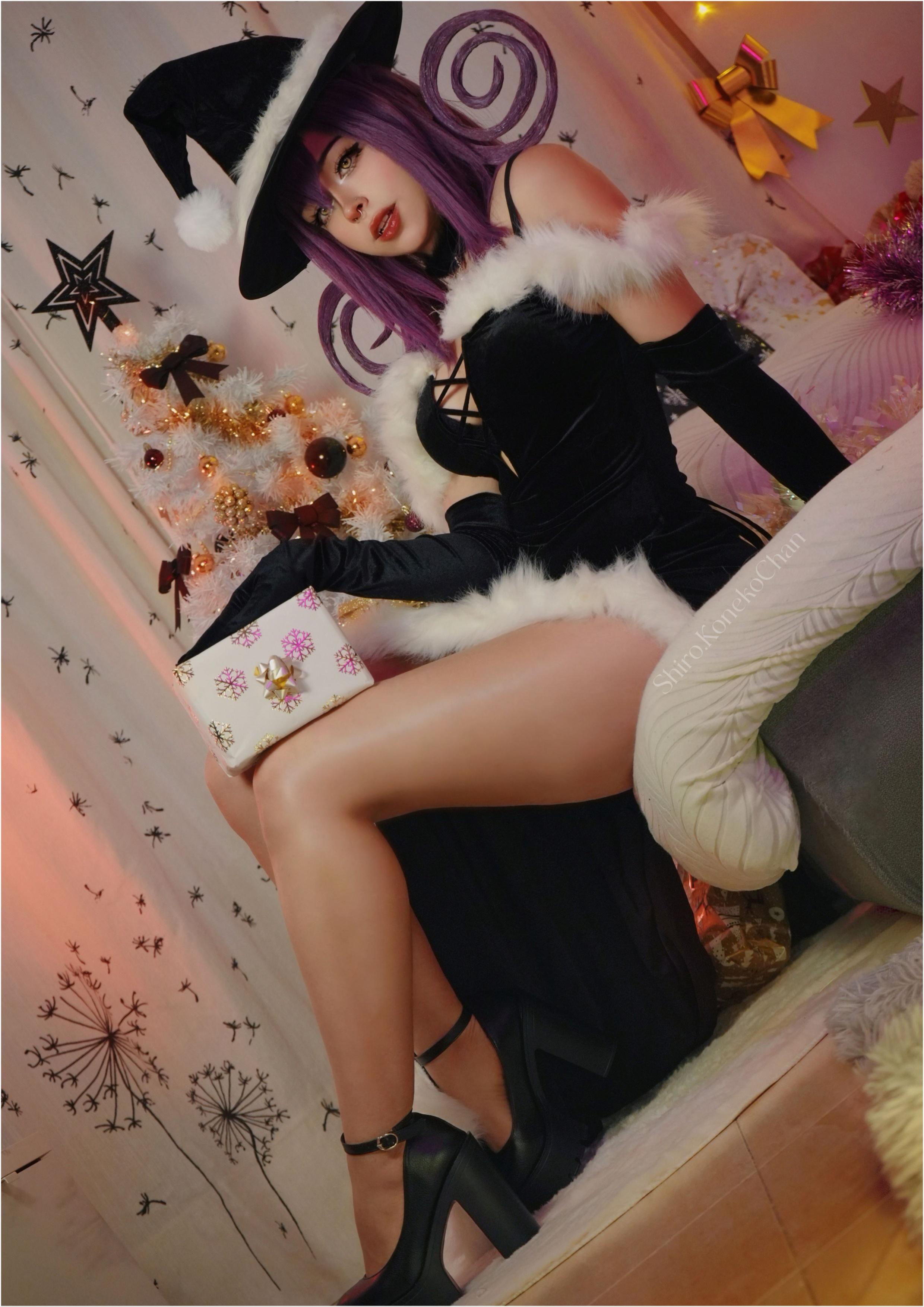 Blair Cosplay Image Gallery — Playful Witchcraft Vibes