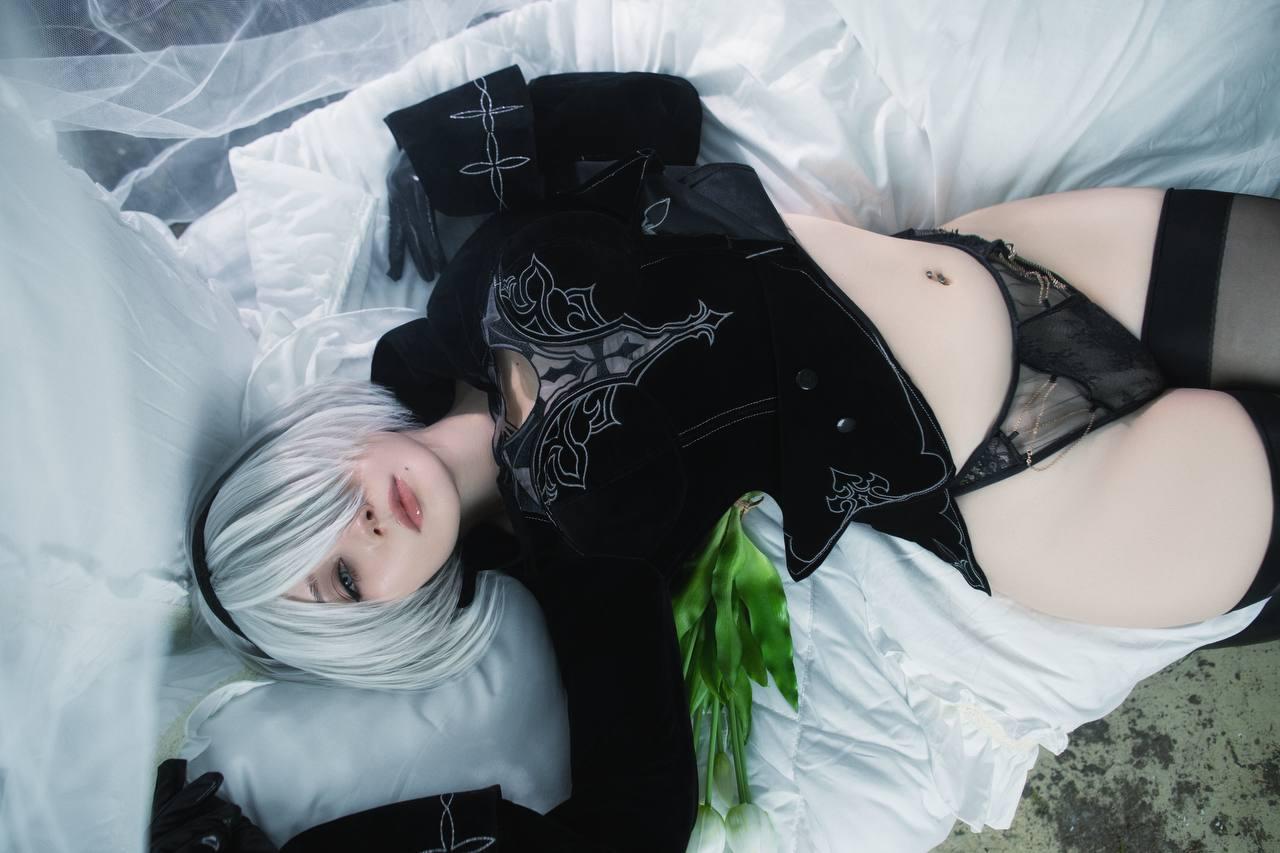 2B Cosplay Image Gallery — Nier Automata Latex & Sword Set | XXX Nerds