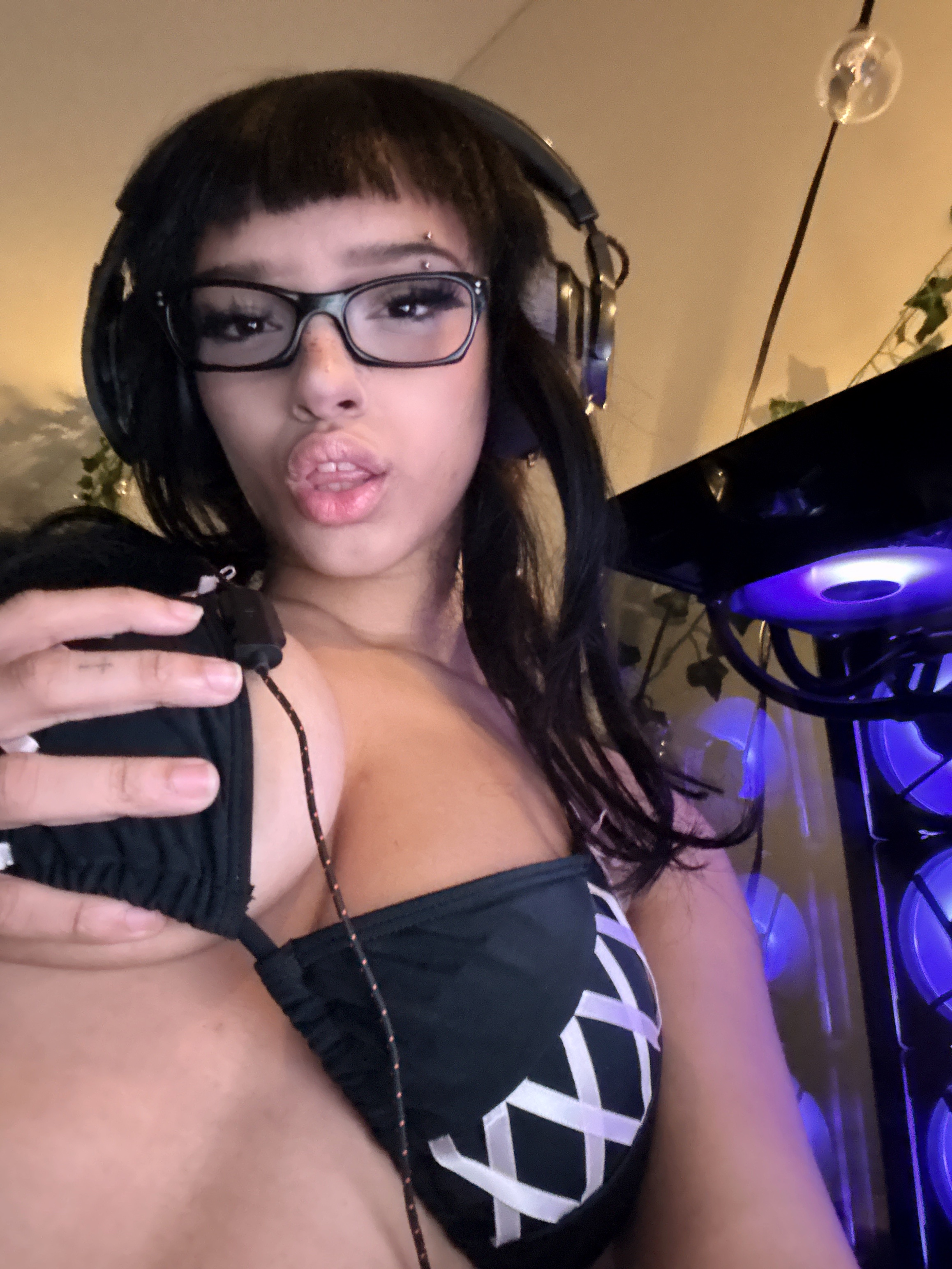 Valorant Gamer Girl Leak: RGB Thigh-Highs & Lewd Victory – 2026 NSFW