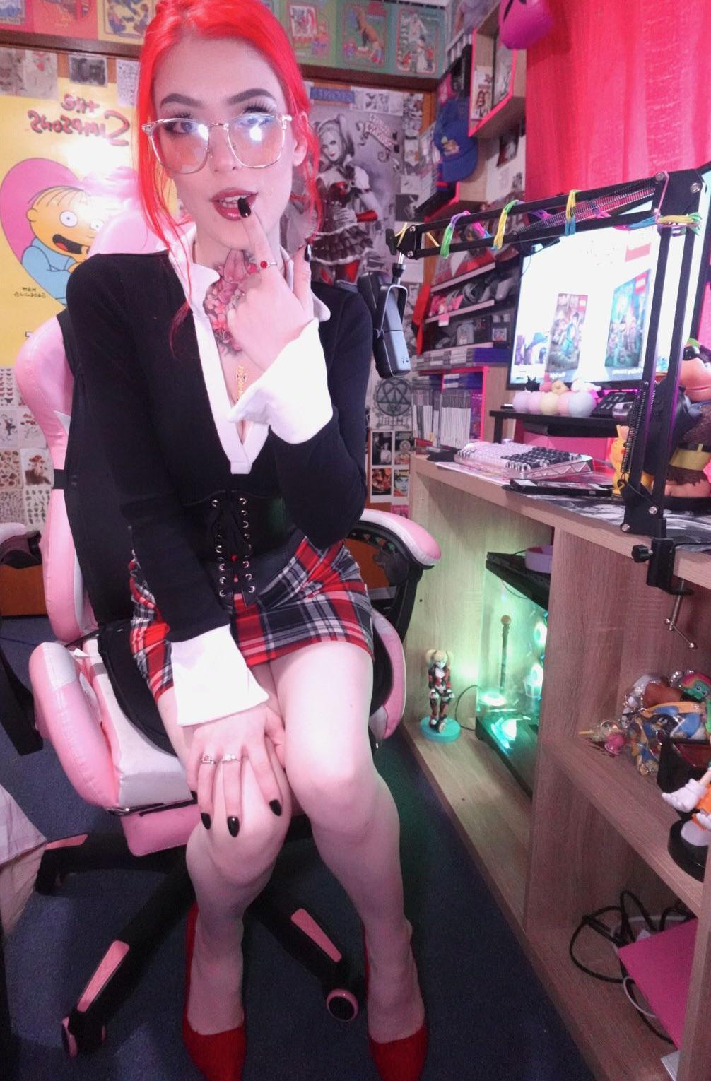 RGB Gamer Girl Leak: Naughty Cosplay Streams & Lewd Gaming Fantasy