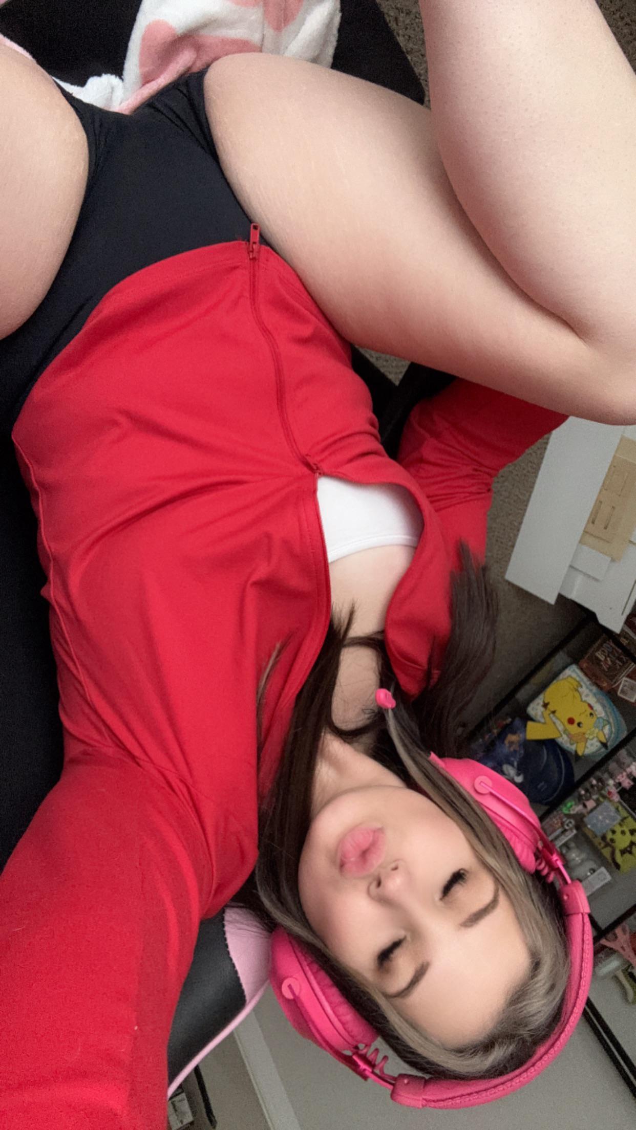 Ranked Apex Gamer Girl: NSFW Cosplay Tease & E-Girl Streaming Fantasy