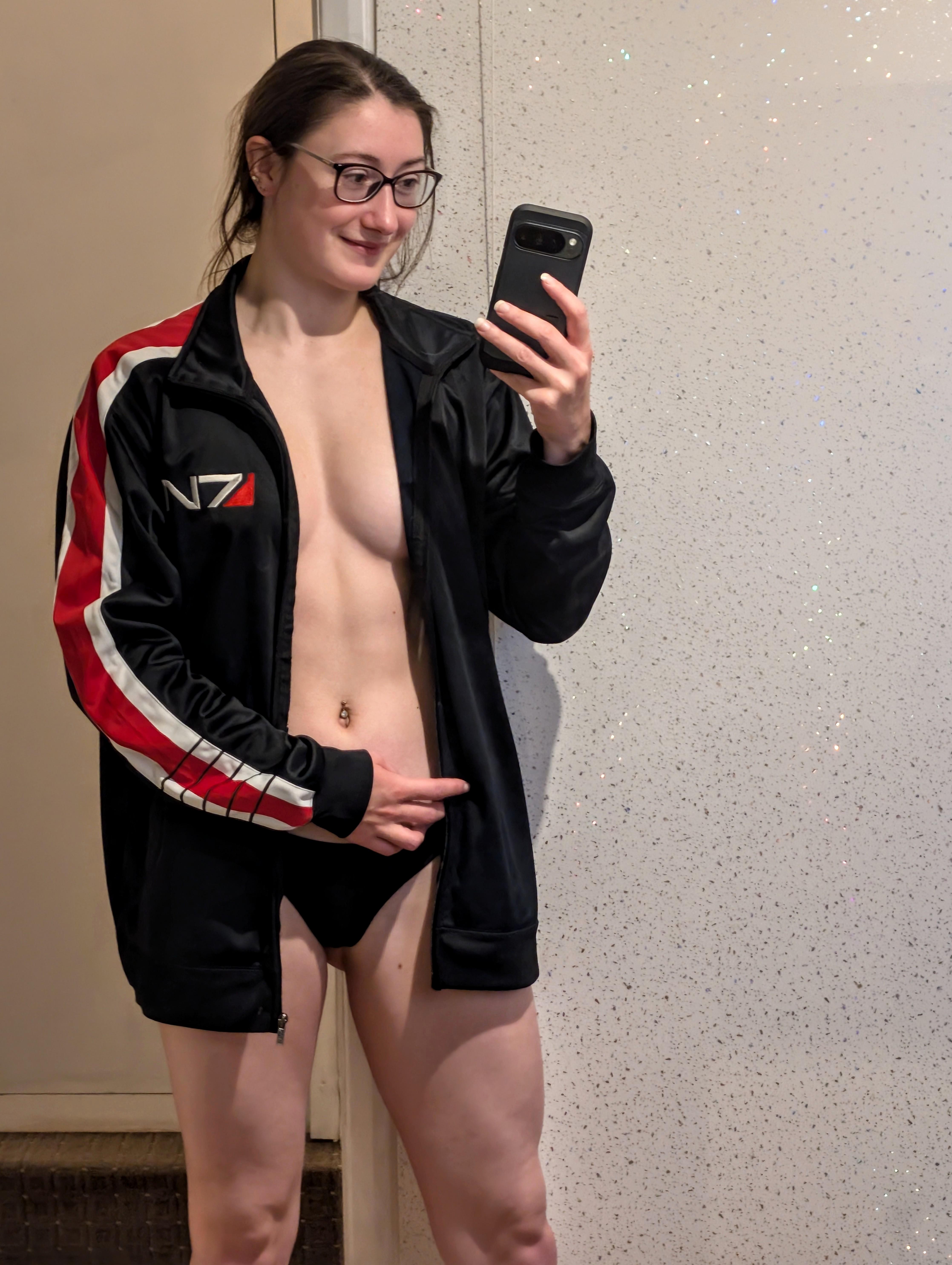 Omega 4 Relay: Unleash Your Nerd Girl Fantasy – Sexy Cosplay & Geek Porn