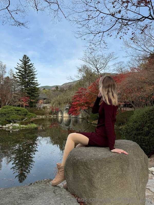 Lakeside Cosplay Escapade with littlekitty69_paid: Peak Desires Unleashed
