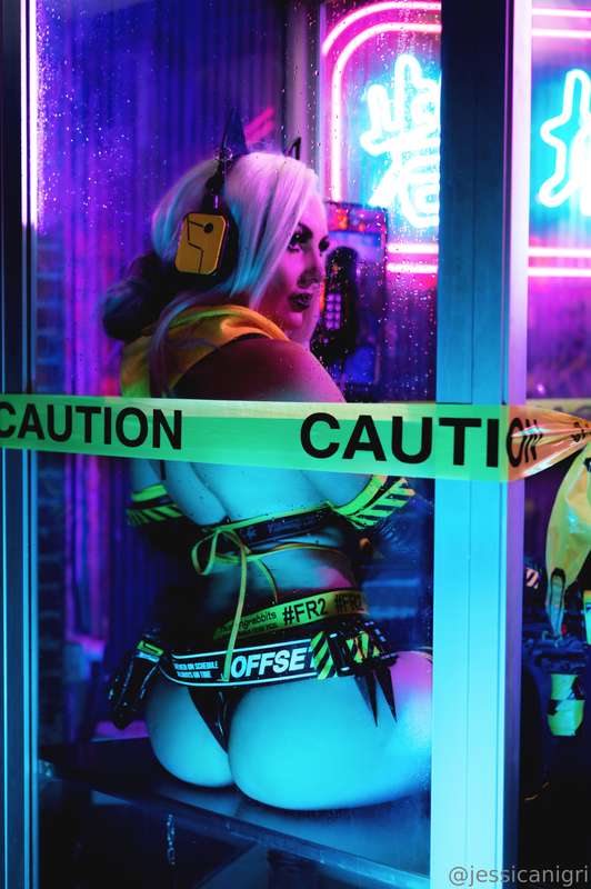 Jessica Nigri’s Mommy Issues: A Sinfully Steamy Cosplay Encounter
