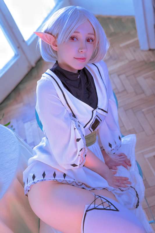 Epic Cosplay Leak: Gamer Girl Gets Wild – November Preview 🔥