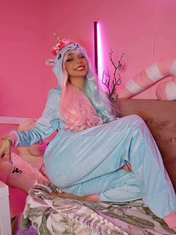 AveryMiaClub: Cosplay Fantasy Porn – Bring Your Dreams to Life