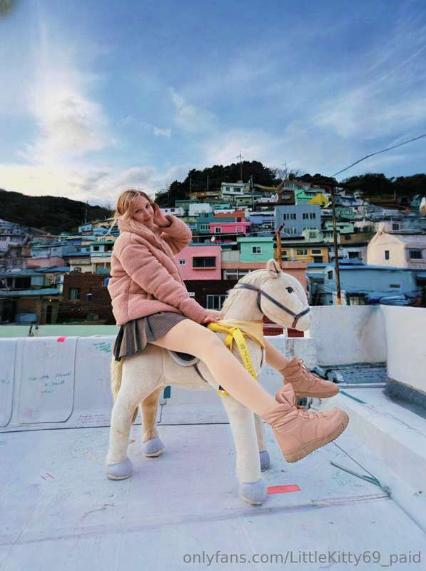 Pink Pony Dreams: littlekitty69_paid’s Geeky Cosplay Temptation