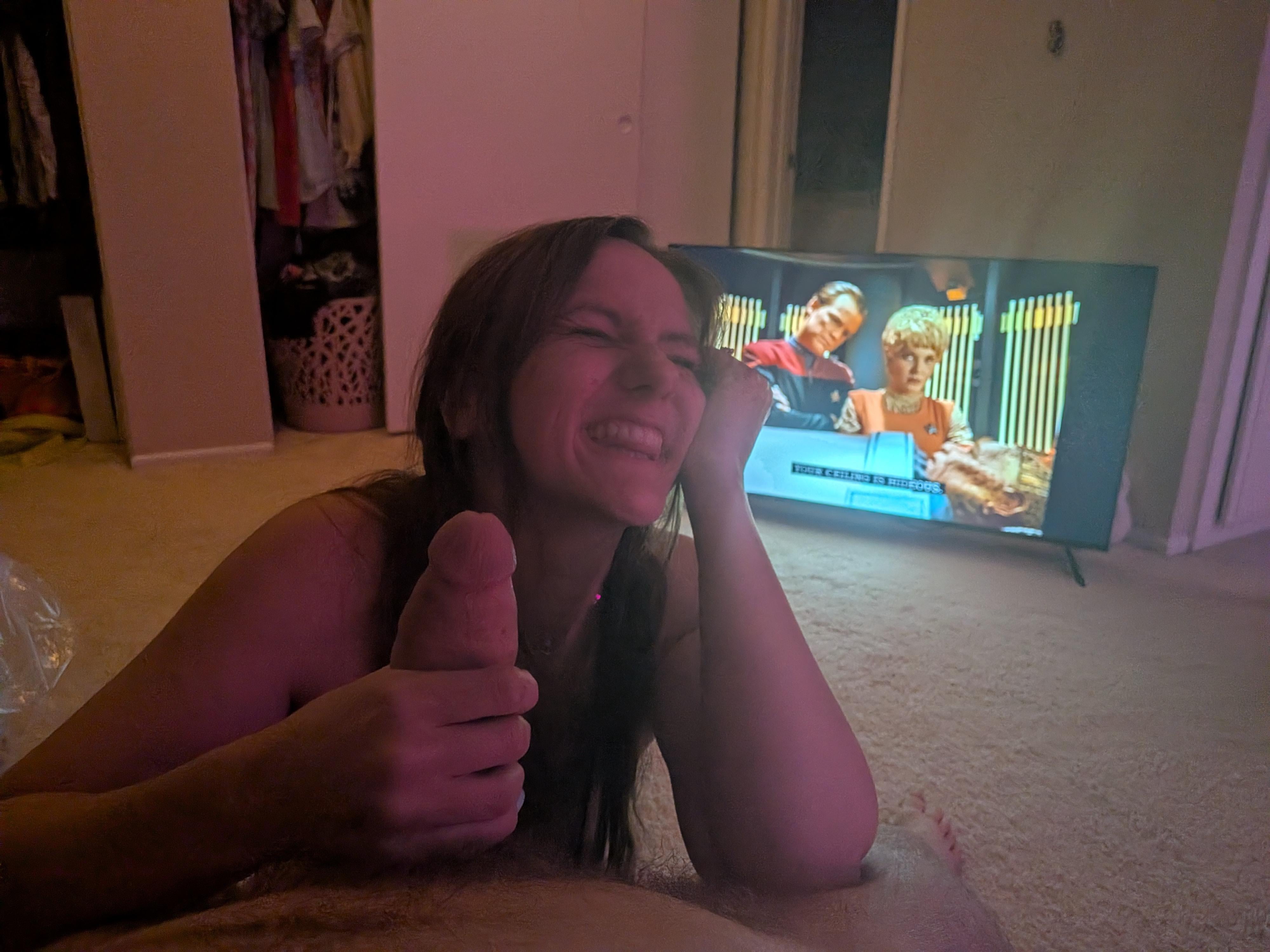 Geeky Cosplay Blowjob while Watching Star Trek