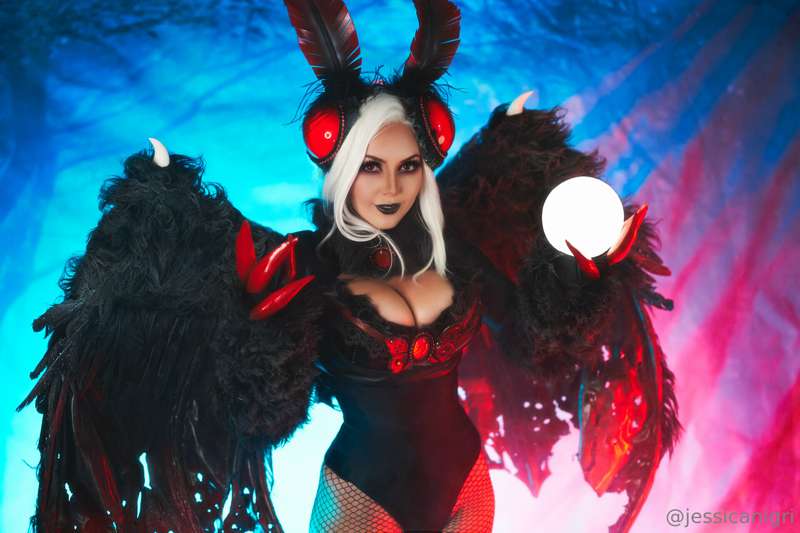 Jessica Nigri – Happy Halloween: Mothwoman Delight (19/19) – Cosplay Porn