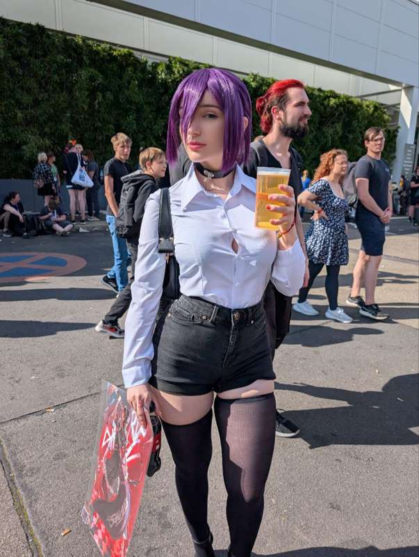 Gamescom 2024 Cosplay Leak – Gamer Girl Gets Wild (1/7) 🔥