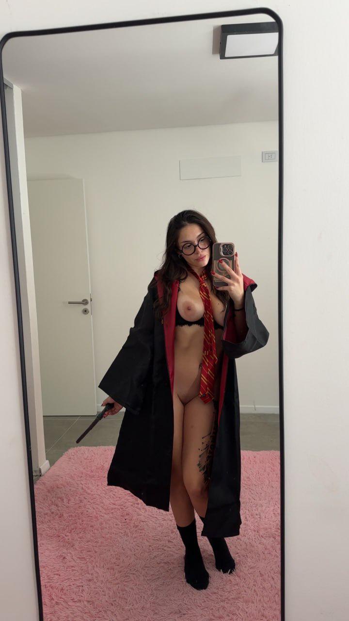 Harry Potter Lewd Cosplay: Sophie – Intense Erotic Anime Porn
