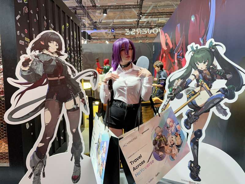Gamescom 2024 Cosplay Leak: Gamer Girl Gets Wild (5/7) – Explicit Porn