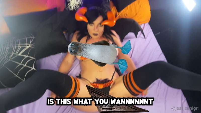 Jessica Nigri’s Sinful Halloween Cosplay Adventure: Unleashing Lustful Gamer Girl Desires