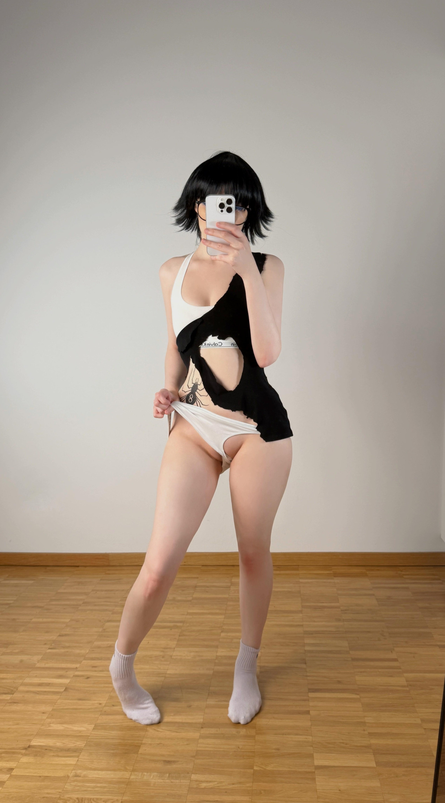 Shizuku’s Vacuum: Intense Nerd Cosplay Porn – Raw Pleasure Unleashed [F]