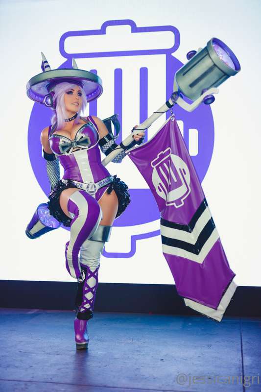Jessica Nigri Cosplay Porn: Intense Gamer Girl Leak – 2997s
