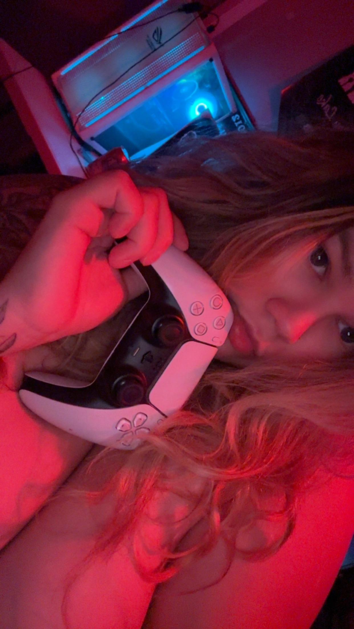 RGB Gamer Girl Leak: Naughty Streamer Tease – 2026 Porn