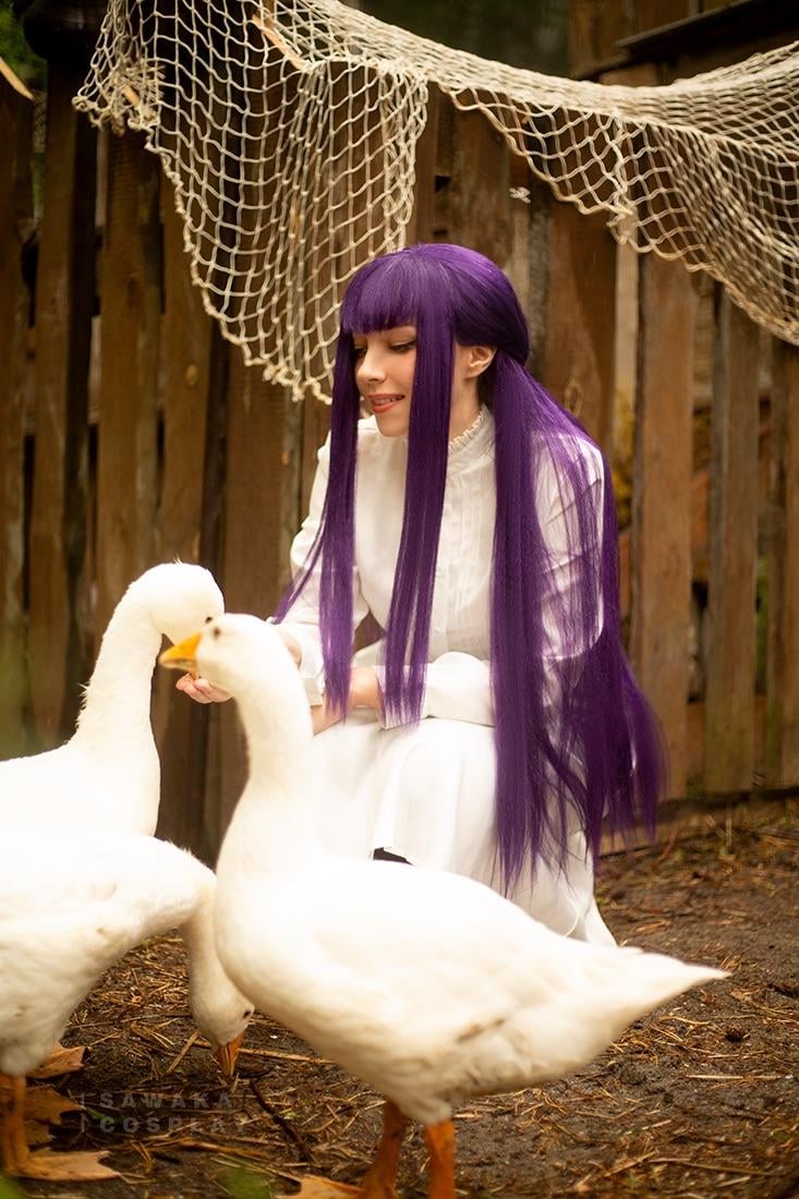 Fern Farm Frenzy: Lewd Cosplay from Sou Sou no Frieren