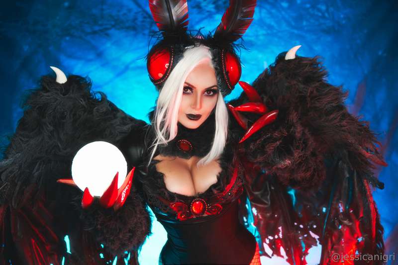 Jessica Nigri – Happy Halloween: Mothwoman Delight (14/19) – Adult Porn