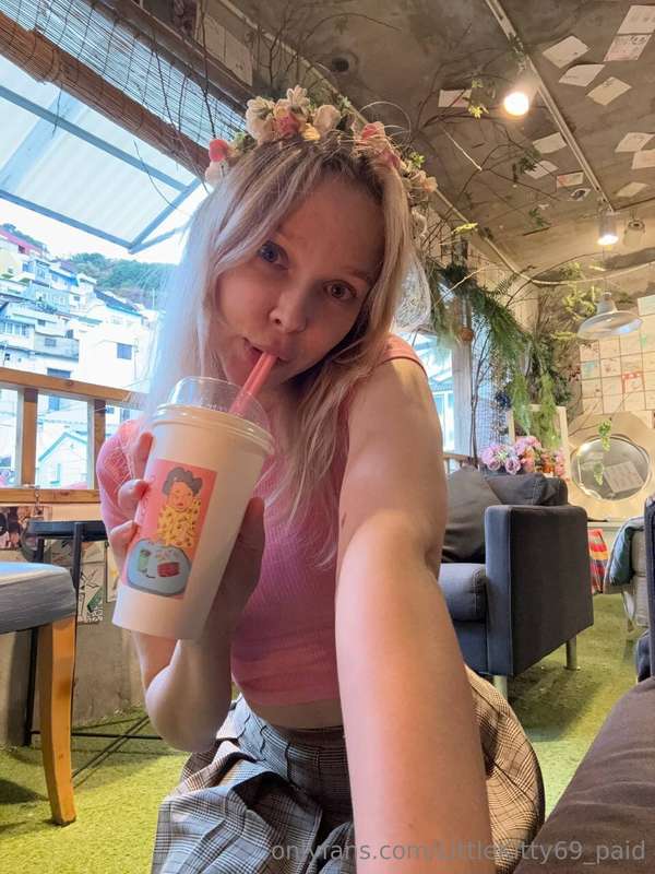 Savoring Sugar: littlekitty69_paid’s Naughty Cosplay Surprise