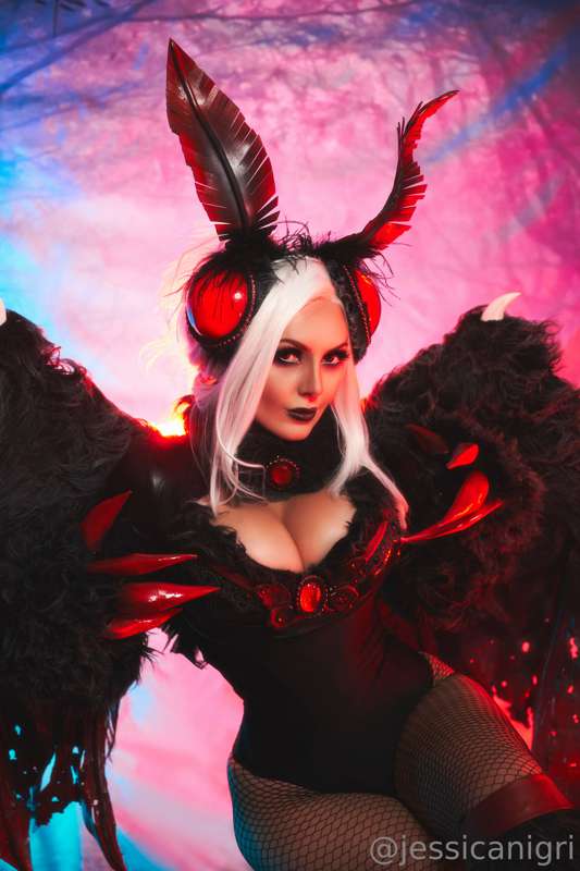 Jessica Nigri – Mothwoman Halloween Leak (6/19) – Cosplay Porn Night