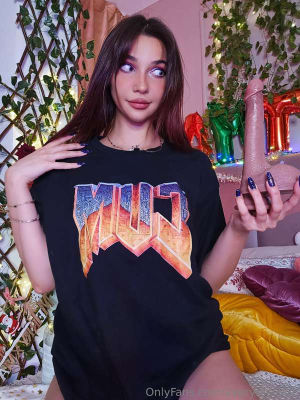 AveryMiaClub: Hot Night with a Cosplay Gamer 🔥 – Exclusive Adult Content
