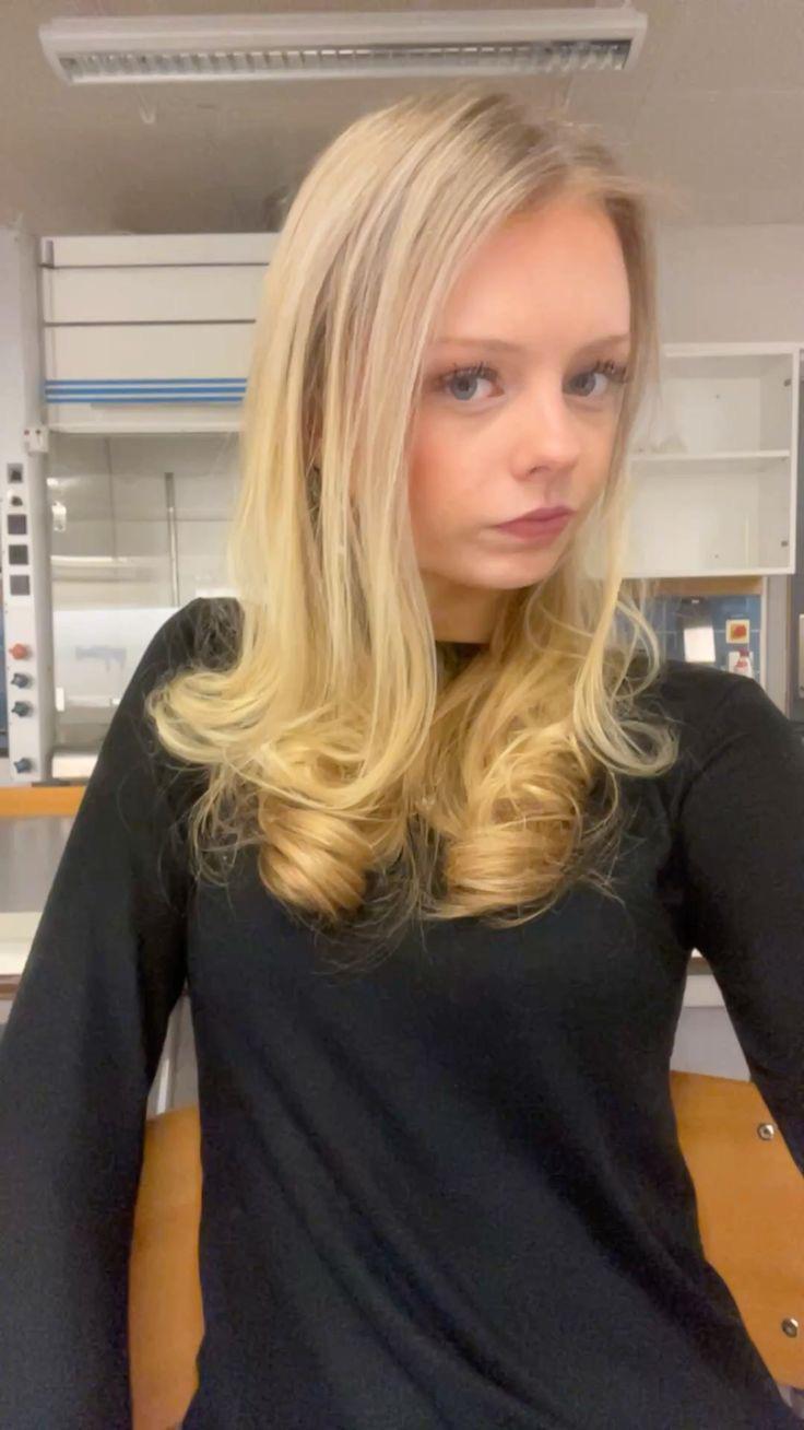 Breeding Toy Beauty: 18-Year-Old Cosplay Cutie