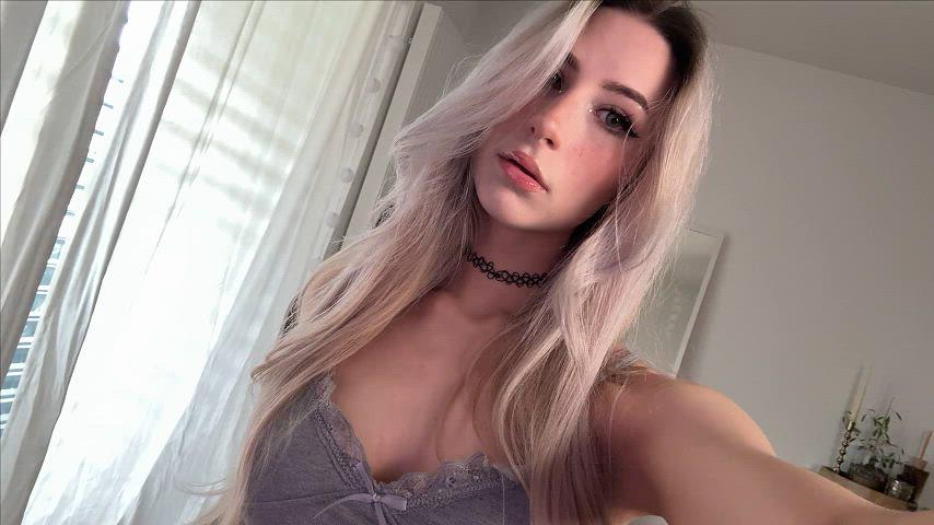 Ahegao Goddess Unleashes Naughty Gamer Girl Treat