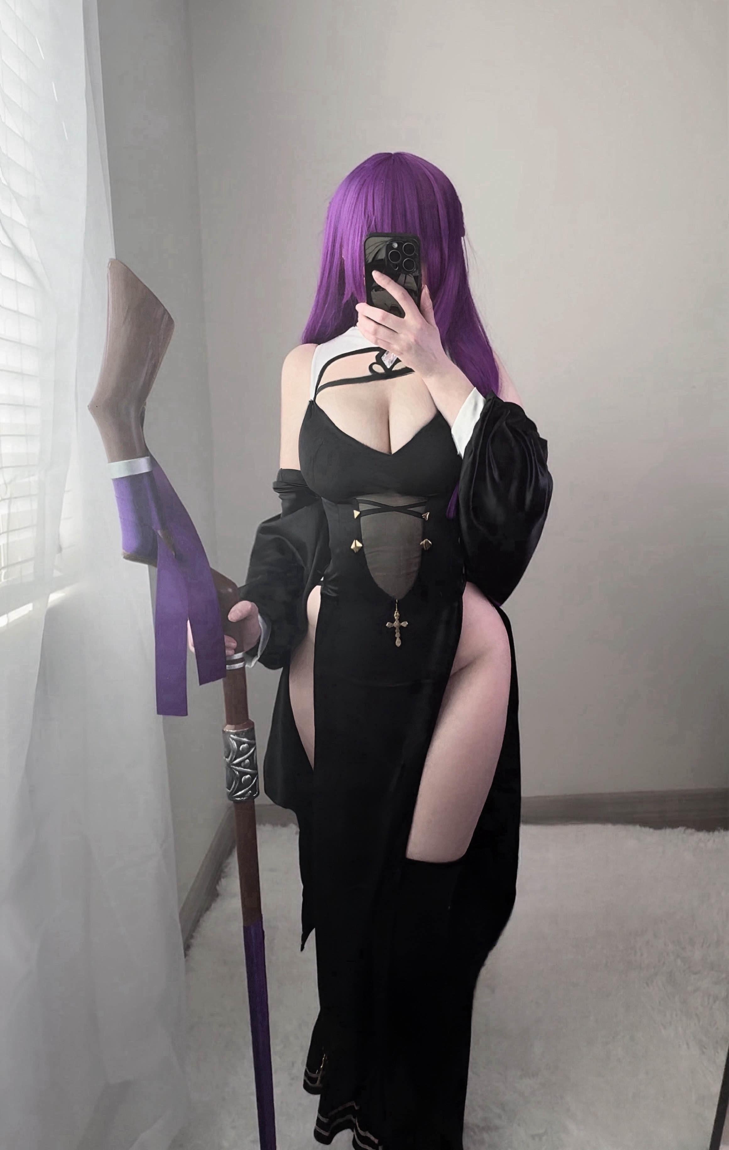 Steampunk Cosplay Fantasy with Frieren