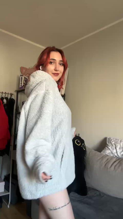 Lewd Cosplay Nerd Girl Clother Exposed