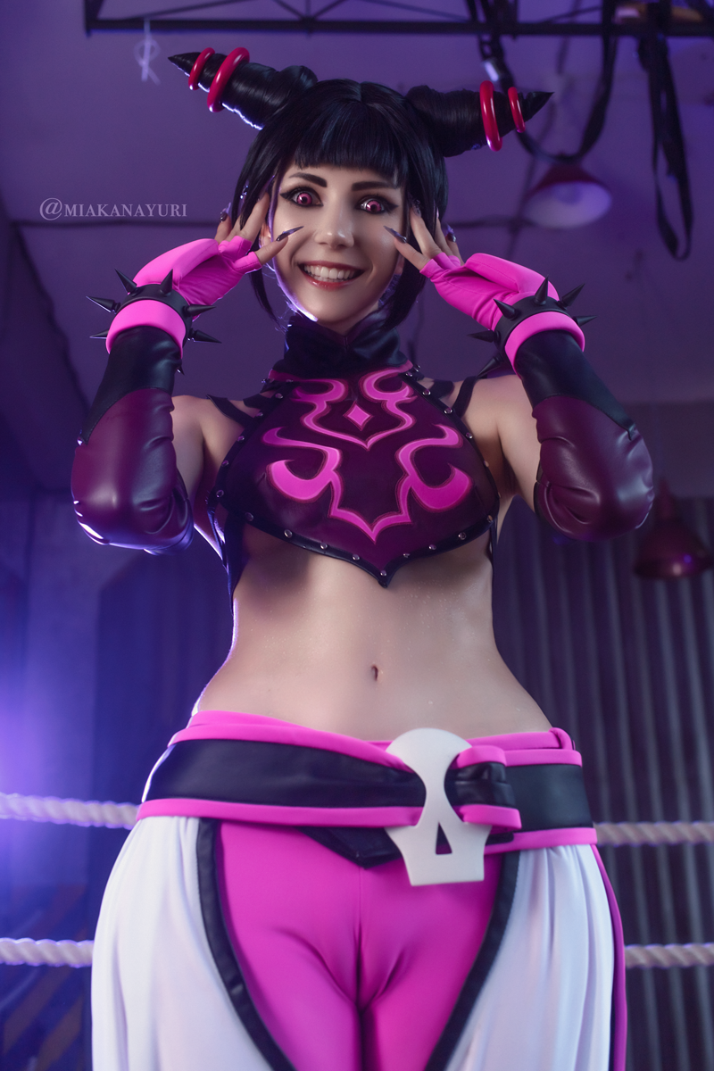 Juri’s Street Fighter Cosplay by Miakanayuri – A Sexy Nerdy Twist