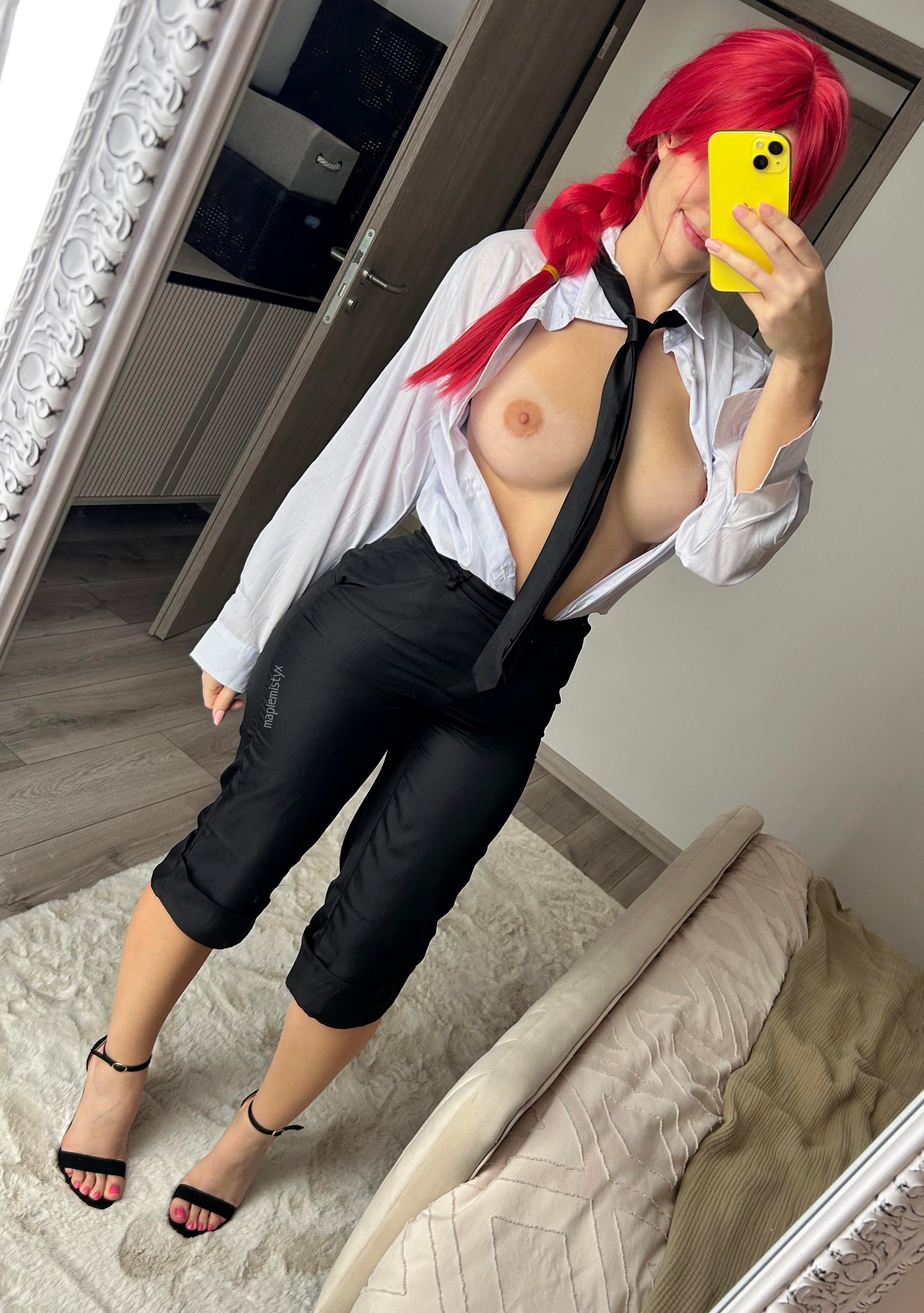 Makima’s Chainsaw Man Cosplay Crush
