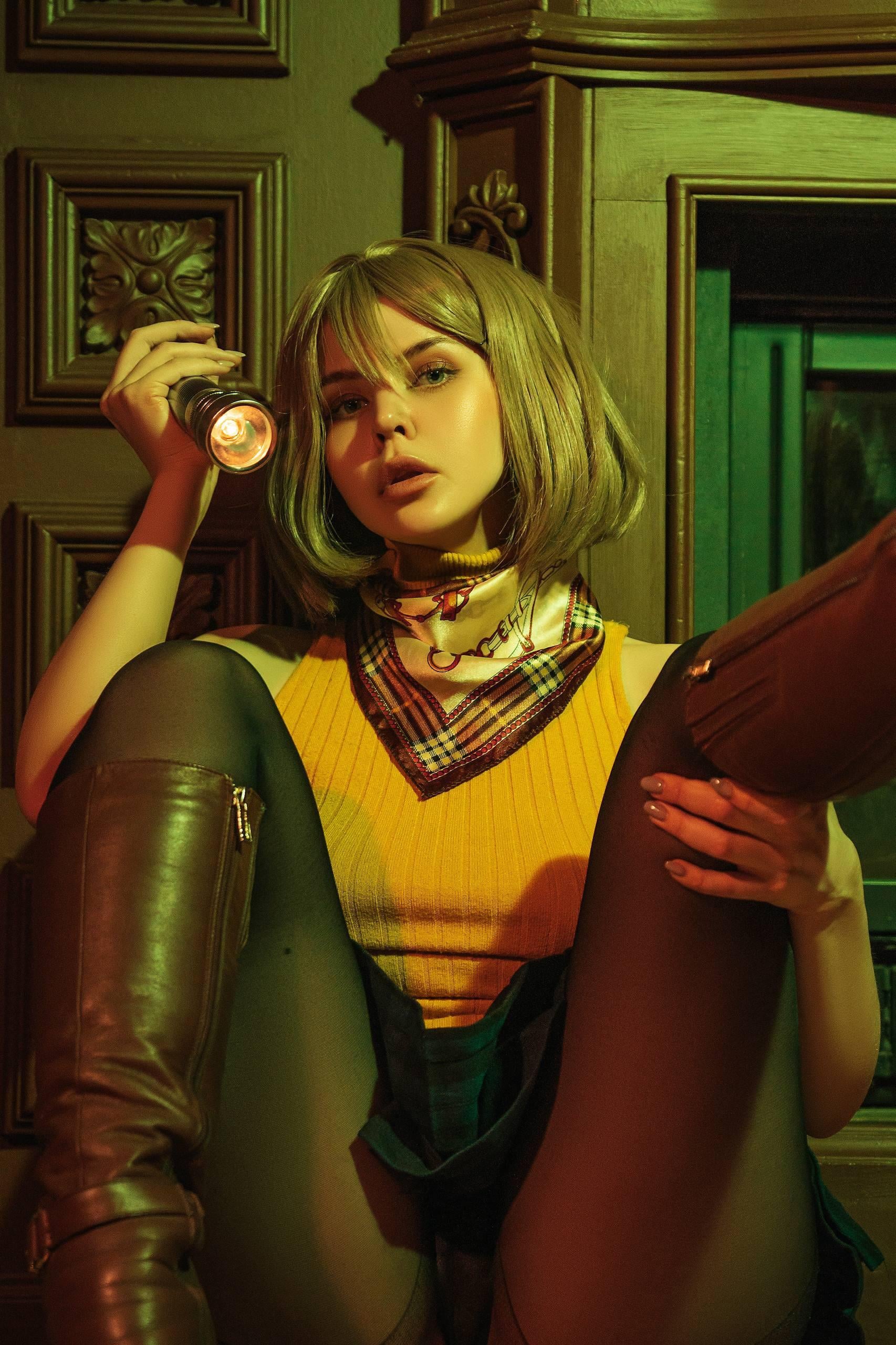 Nerdy Cosplay Cutie Ashley Graham Leaks Out