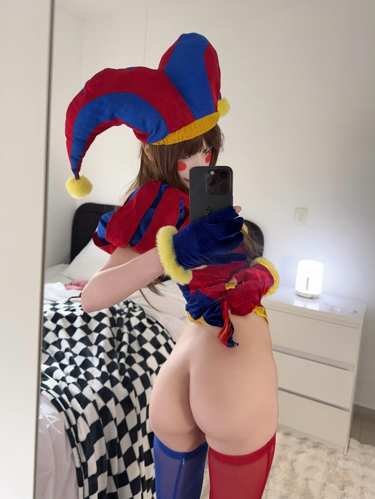 Evangelita – Pomni Cosplay Porn: Unleash Your Digital Circus Fantasy