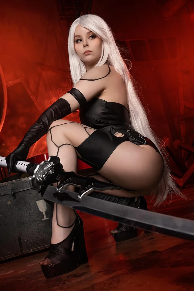 HellyValentine’s A2 Cosplay: Geek Girl XXX Sci-Fi Fantasy