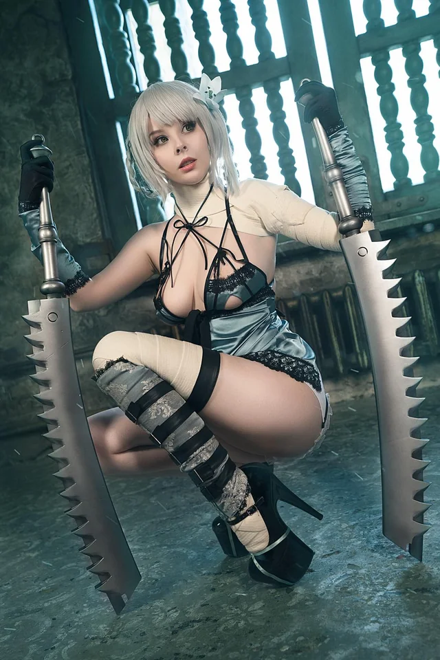 HellyValentine’s Nerd Homemade Kaine Cosplay Goes Full Fantasy Nude and Lewd