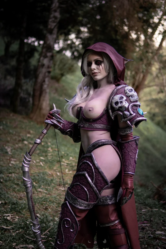 MarPlayX as Sylvanas in Explicit Warcraft Cosplay Nude Fantasy Tease