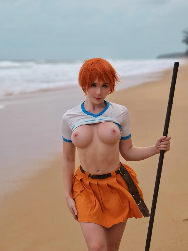 Sweetie Fox as Captain Nami in One Piece Cosplay Blowjob