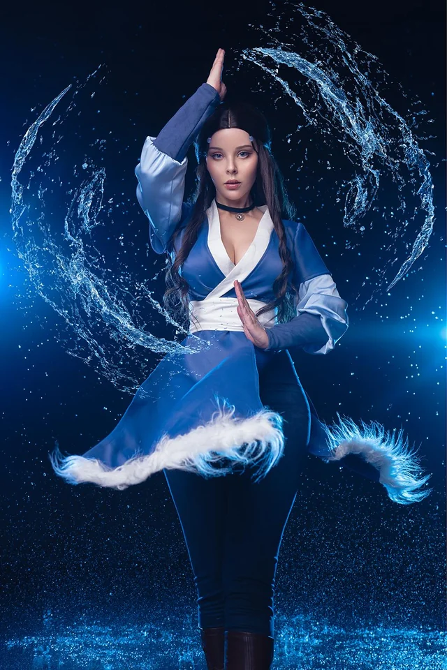 HellyValentine’s Katara Cosplay Gets Wet and Wild