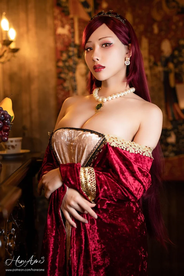 Hane Ame’s Hilda Mushoku Tensei Cosplay Turns Into Steamy Glasses Porn