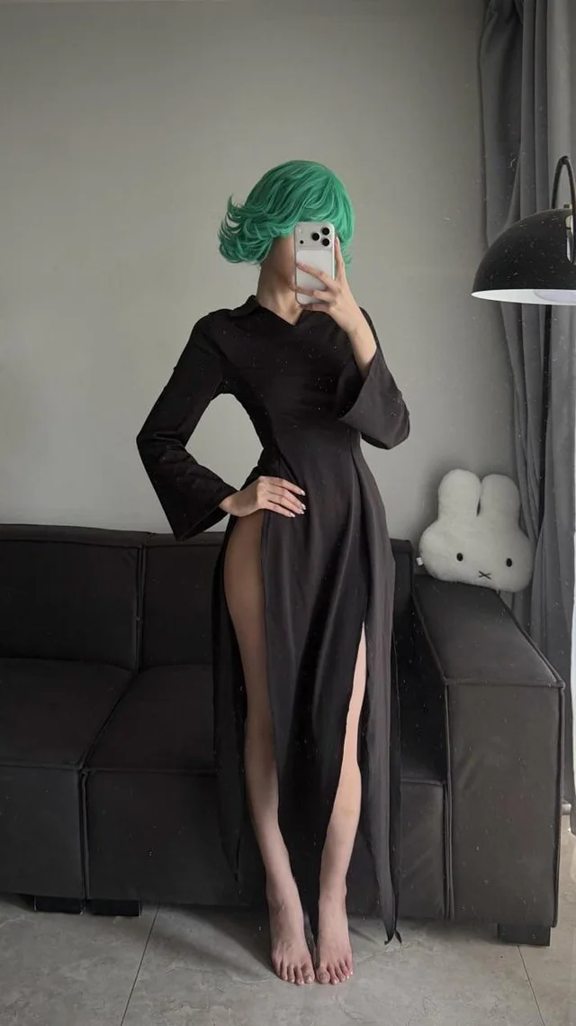 Tatsumaki One Punch Man Cosplay Sex Tease in Green Hair and Glasses