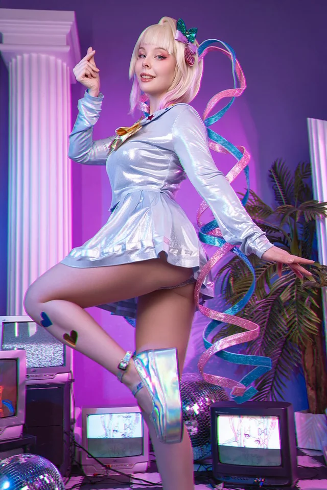 HellyValentine kAngel Cosplay Turns Gamer Girl Nude Into Pure Sci-Fi Cosplay XXX