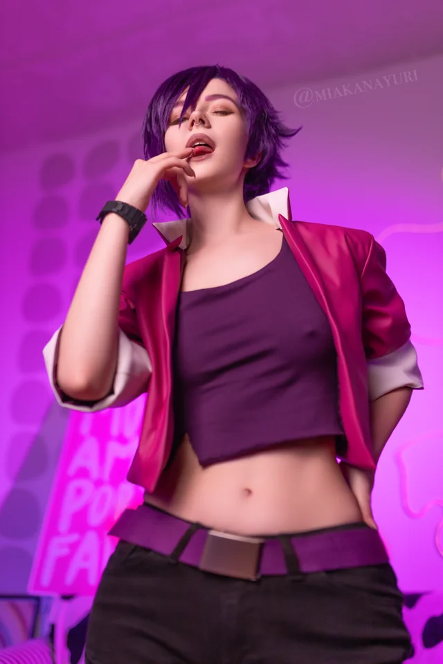 Invisigal Dispatch Nerdy Redhead Cosplay Sex in Gamer Fantasy