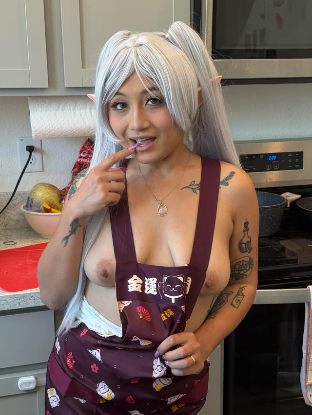 Frieren cosplay slut serves cake with her fat ass and glasses