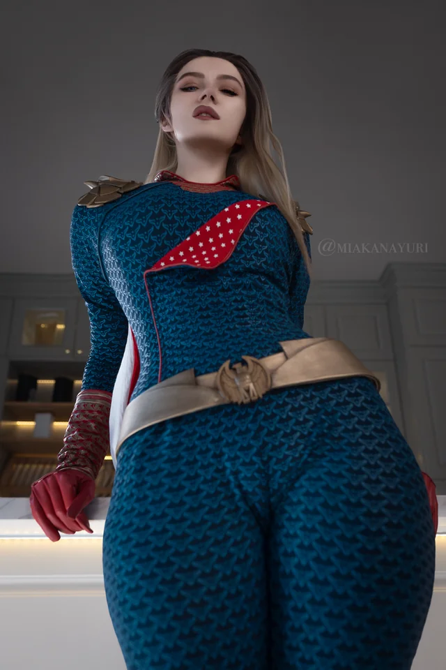 Fem Homelander Cosplay Gets Filthy in The Boys Parody