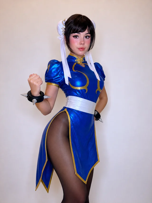 Lucycosplay’s Chun-Li cosplay sex video with retro gamer porn vibes